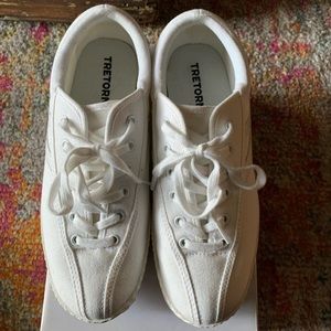 Like New Tretorn Sneakers